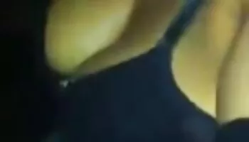 Masaje sensual con melodía sexo maduras