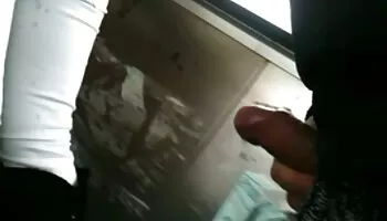 Jizz desagradable insesto xxx saliendo