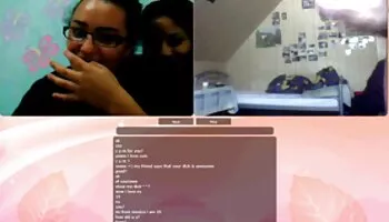 Viejo joven porno sexy xxx polno adolescente follada por viejo en el sofá