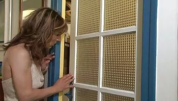 Bukkake Premium - Hellen V se traga 72 grandes corridas en un poeno gratis bukkake