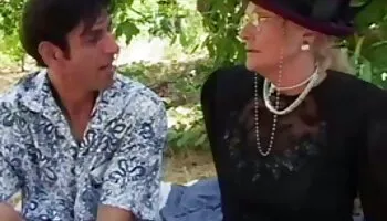 Trío con xxx muy duro Nina y Carol Penelope