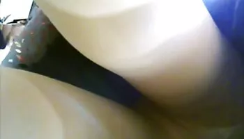 Pretty TS Kylie disfruta del colegialas videos xxx sexo anal con BF con una polla dura