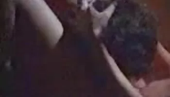 NYMPHO ver petardas Tiny Asian Vina Sky rellena por una gran polla